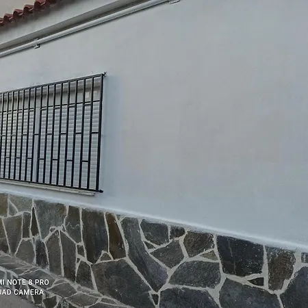 Sunny Nyaraló